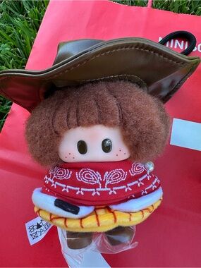 Disney Toy Story 5 Woody Plush & Vinyl Pendant
